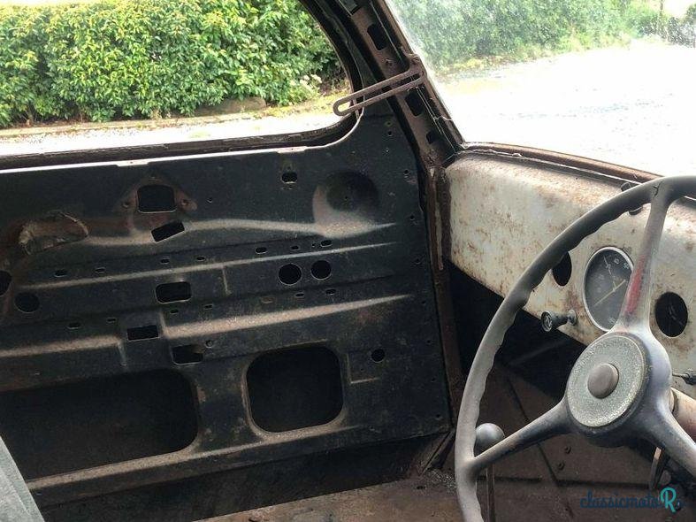 1951' Ford Pickup photo #4