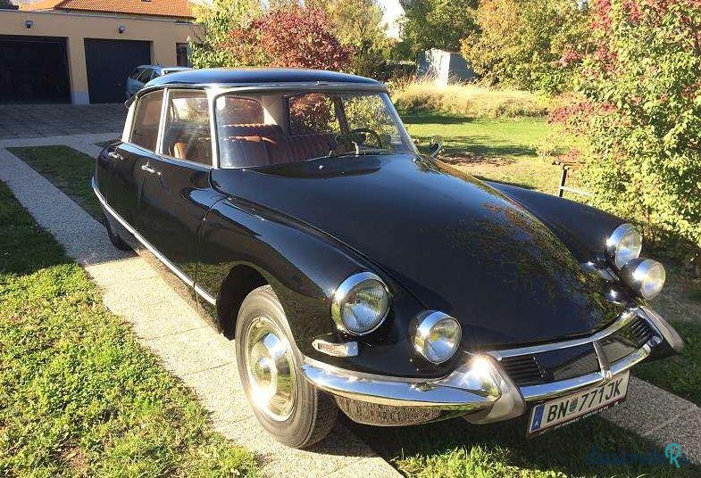 1964' Citroen Ds 19 photo #3