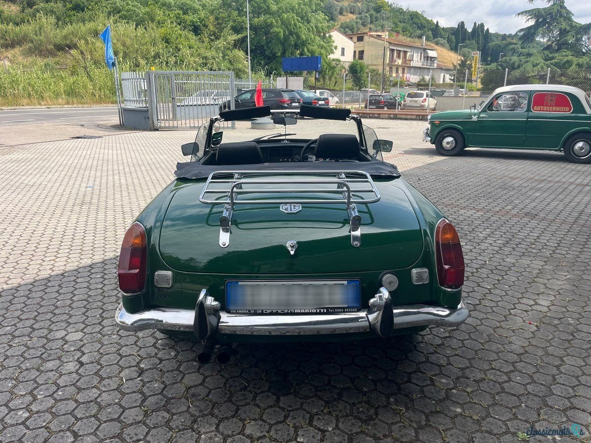 1977' MG MGB photo #4