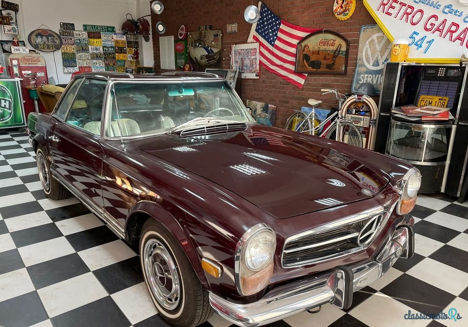 1969' Mercedes-Benz 280 SL Pagoda photo #1