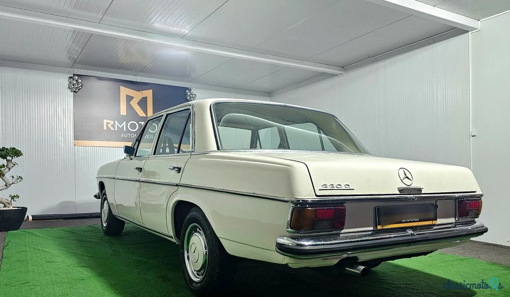 1970' Mercedes-Benz W114/W115 photo #5