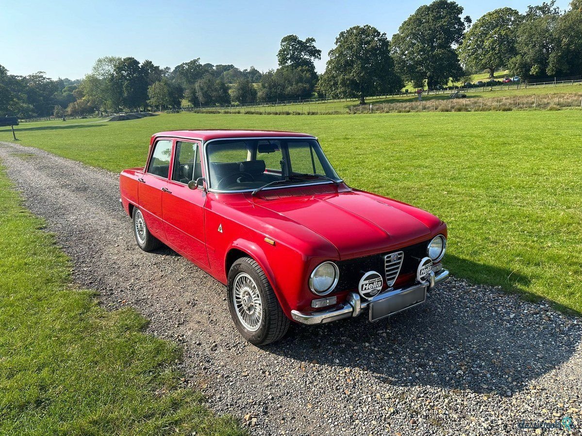 1973' Alfa Romeo Giulia photo #1