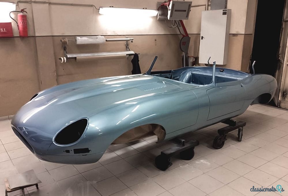 1967' Jaguar E-Type photo #3