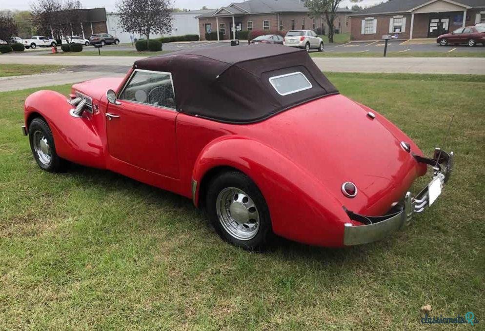 1937' Cord 812 Replica photo #2