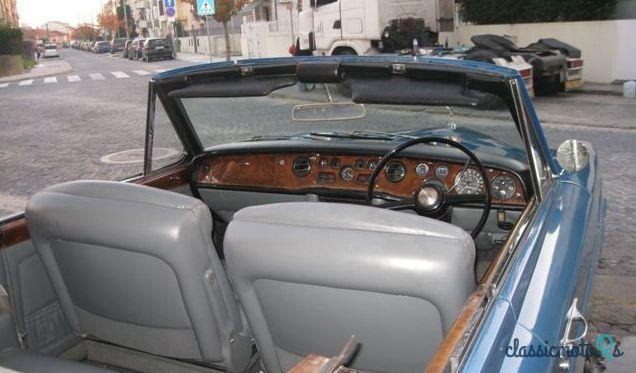 1970' Rolls-Royce Corniche Convertible photo #1