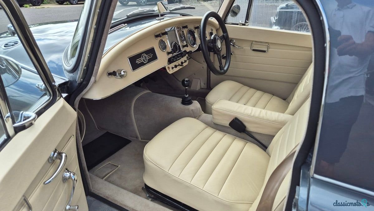 1957' MG MGA photo #3