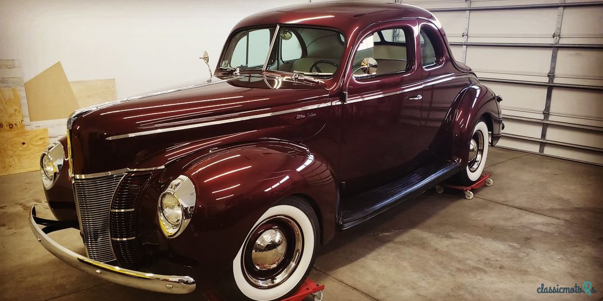 1940' Ford Deluxe photo #1