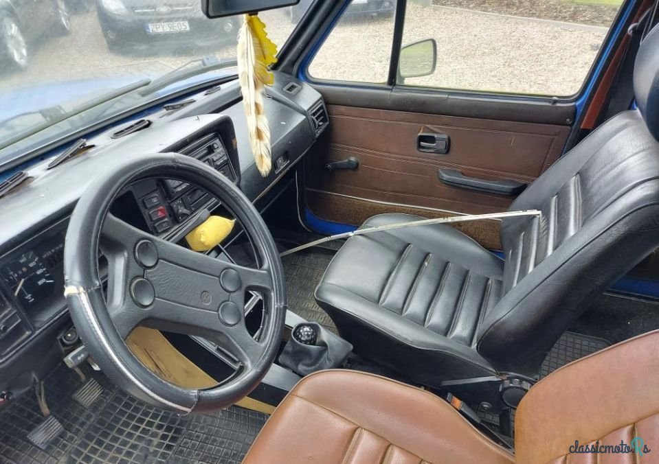 1977' Volkswagen Golf 1.6 D photo #5