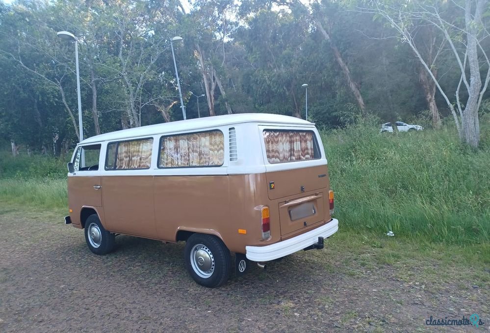 1977' Volkswagen Type 2 photo #2