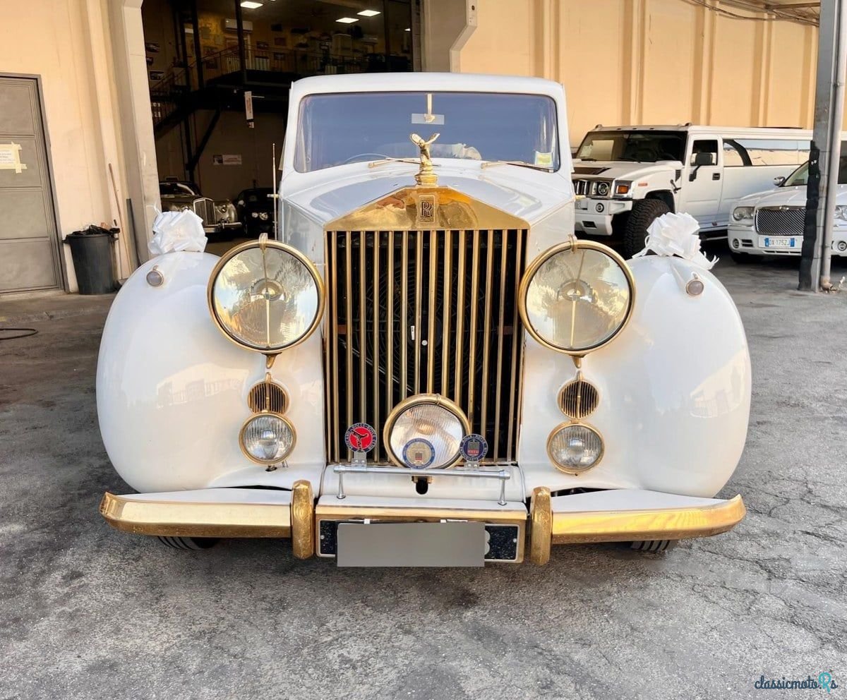 1947' Rolls-Royce Silver Wraith photo #2