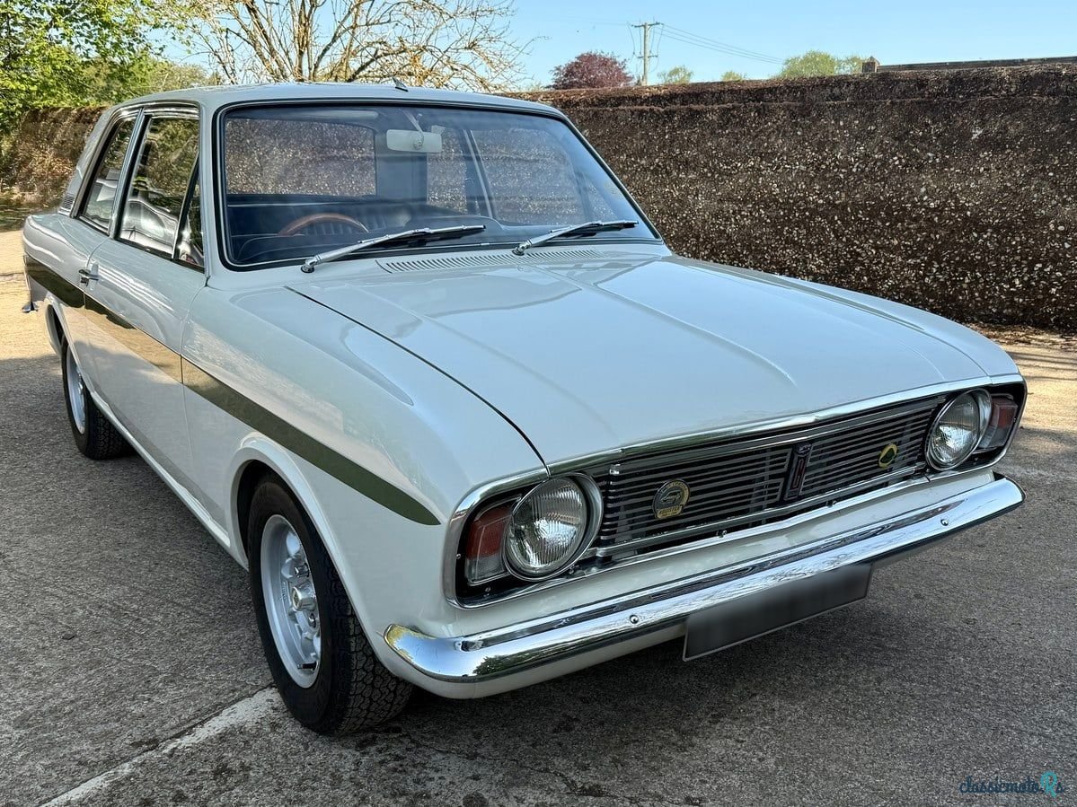 1968' Lotus Cortina photo #2
