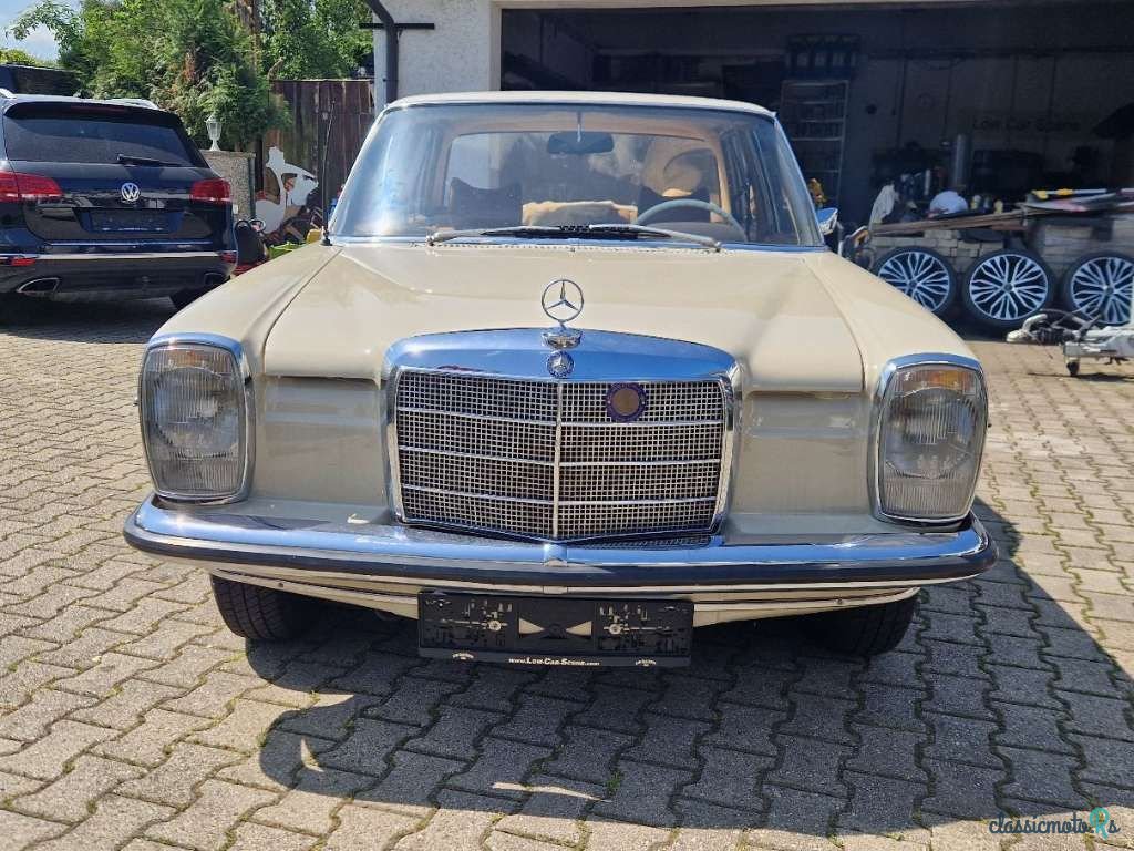 1968' Mercedes-Benz Strichacht 220/8 photo #3