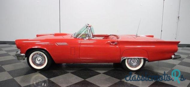 1957' Ford Thunderbird photo #2