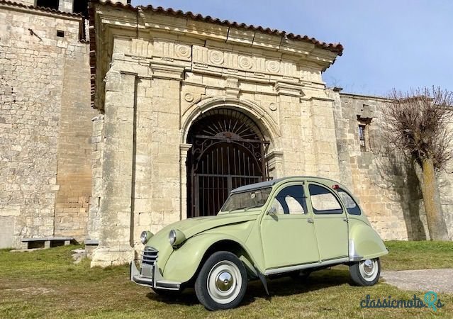 1970' Citroen 2 Cv photo #1