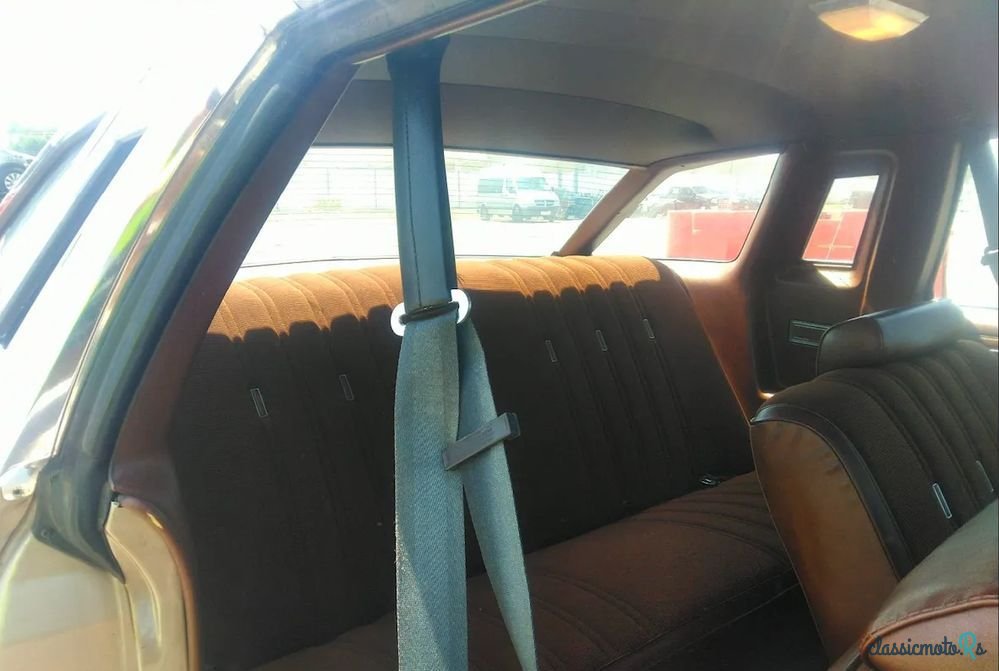 1977' Ford Thunderbird photo #4