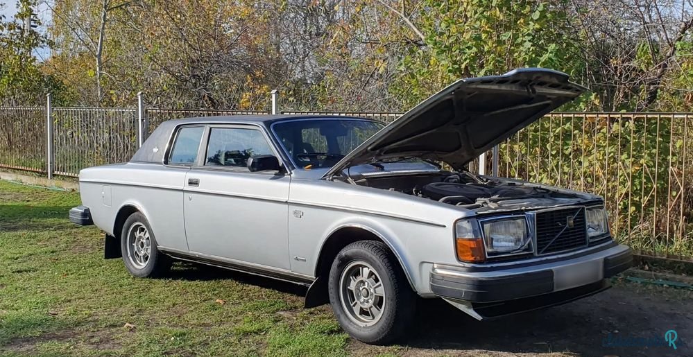 1978' Volvo 262 photo #1