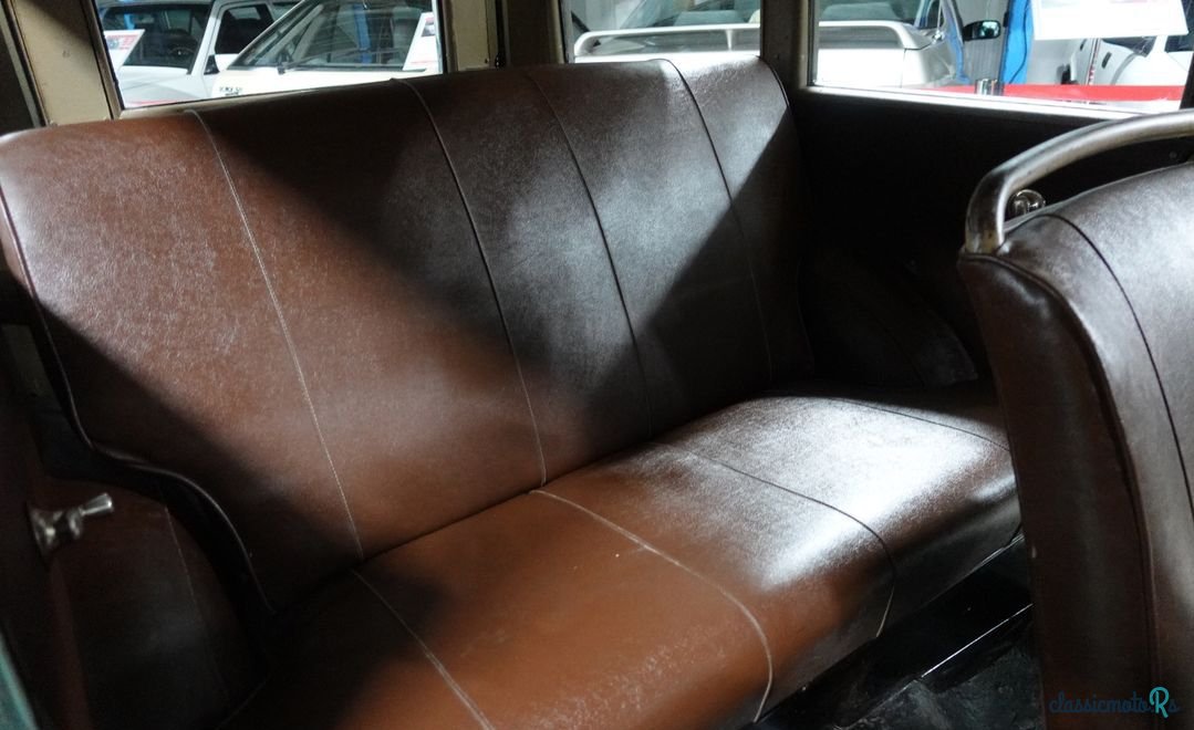 1951' Renault photo #6