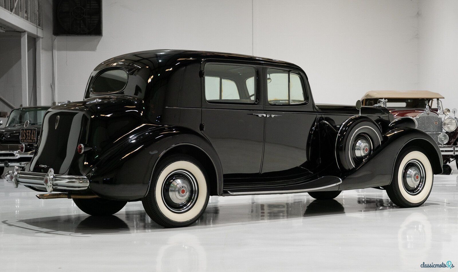 1937' Packard Super 8 photo #5