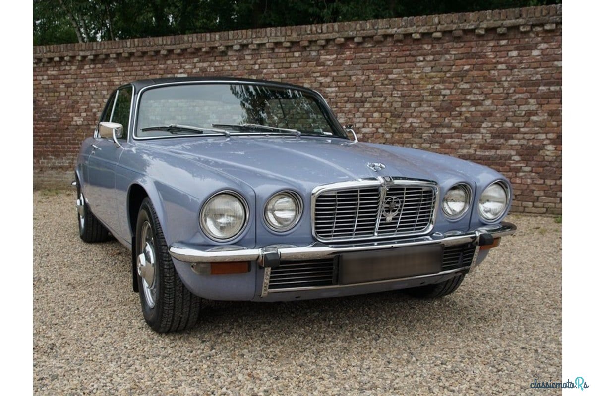 1975' Jaguar XJ photo #4