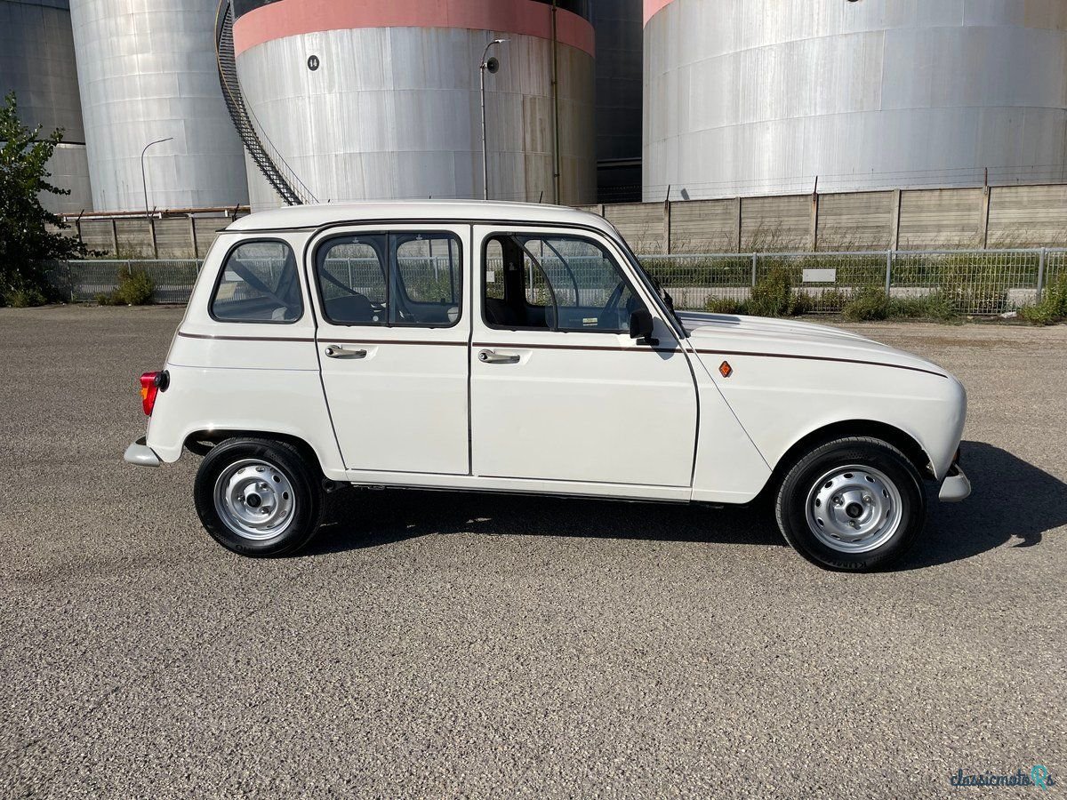 1989' Renault 4L photo #5