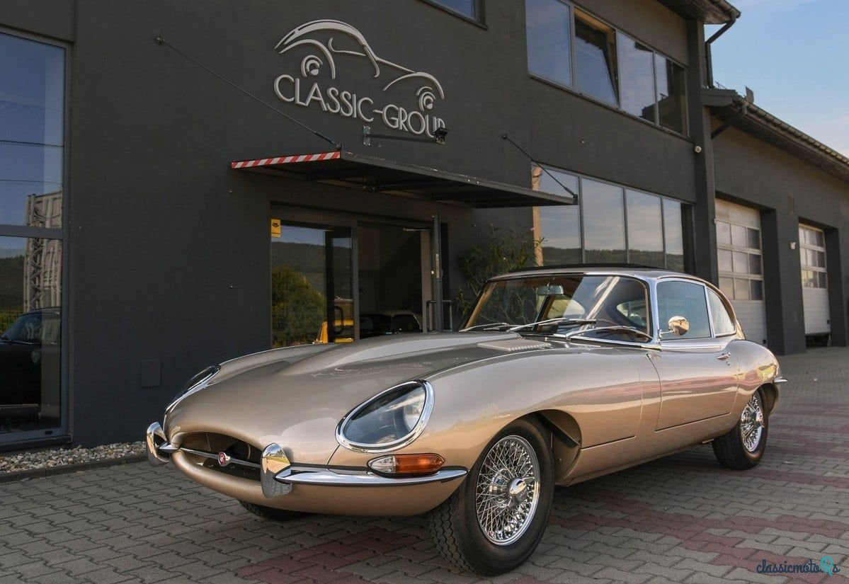 1966' Jaguar E-Type photo #1