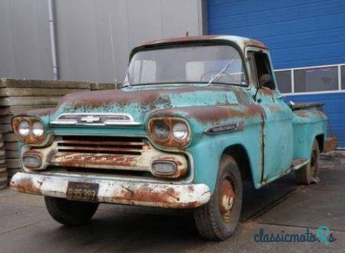 1958' Chevrolet Apache photo #1