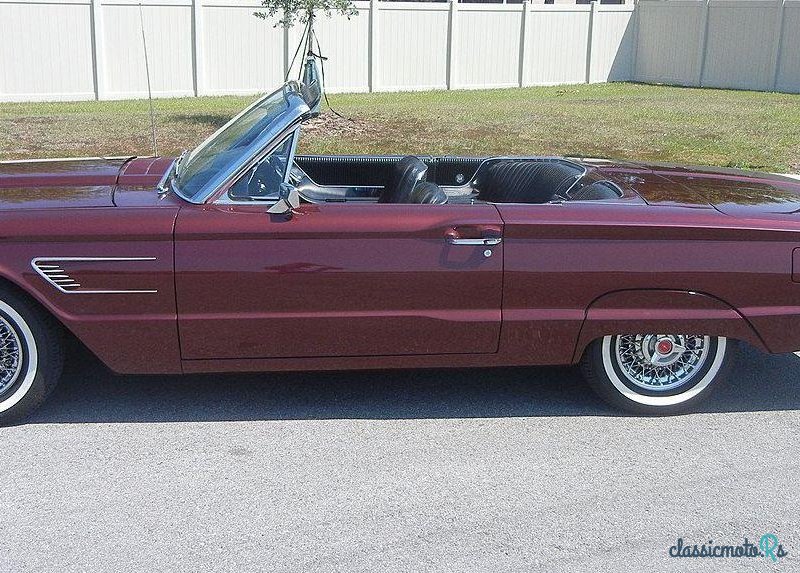 1965' Ford Thunderbird photo #2