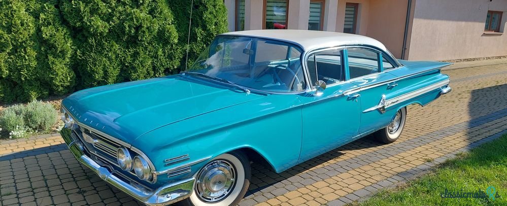 1960' Chevrolet Impala photo #1