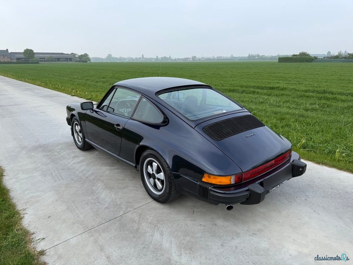 1976' Porsche 911 photo #2