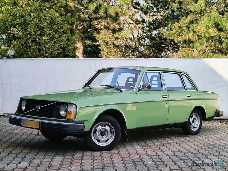 1974' Volvo Seria 200 photo #3