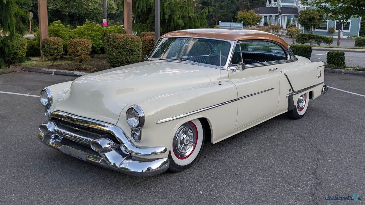 1953' Oldsmobile 88 photo #3