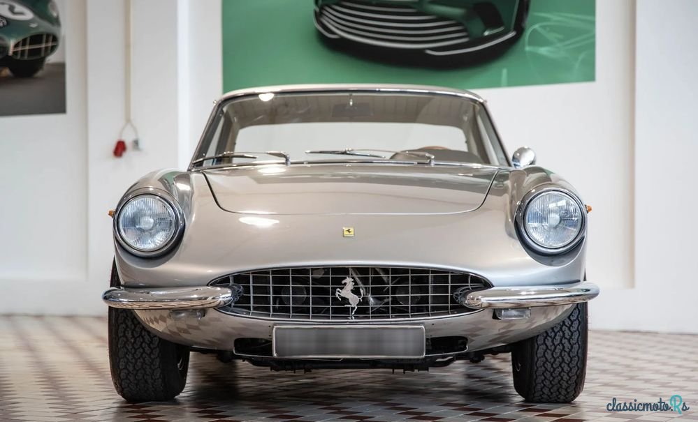 1966' Ferrari 330 photo #2