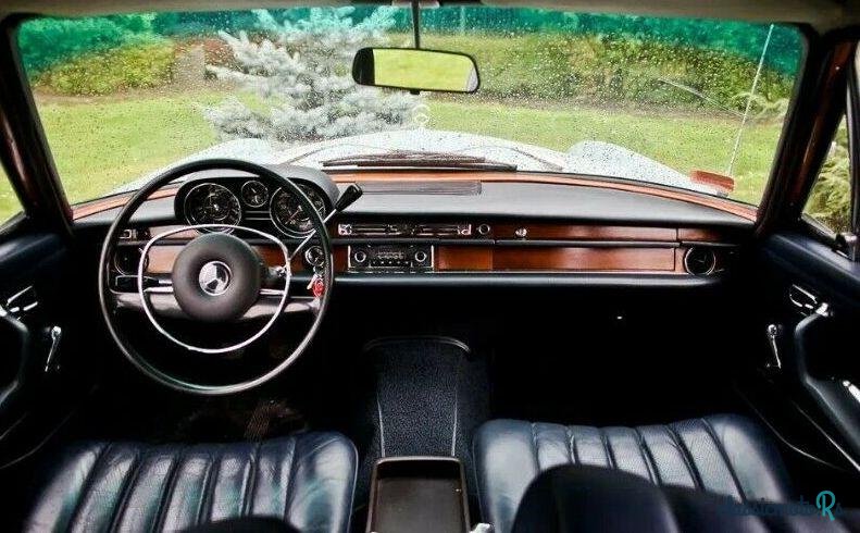 1969' Mercedes-Benz 280 photo #4