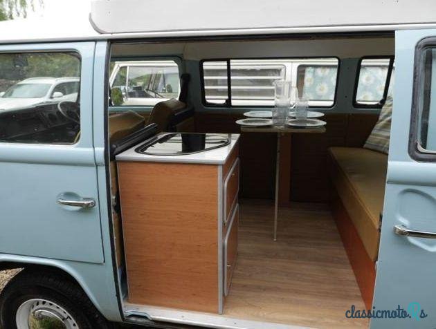 1973' Volkswagen Camper Type 2 photo #4