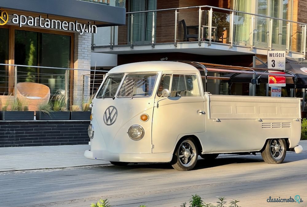1968' Volkswagen Transporter photo #1
