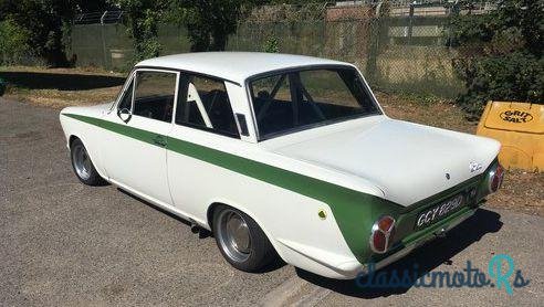 1966' Ford Cortina photo #3