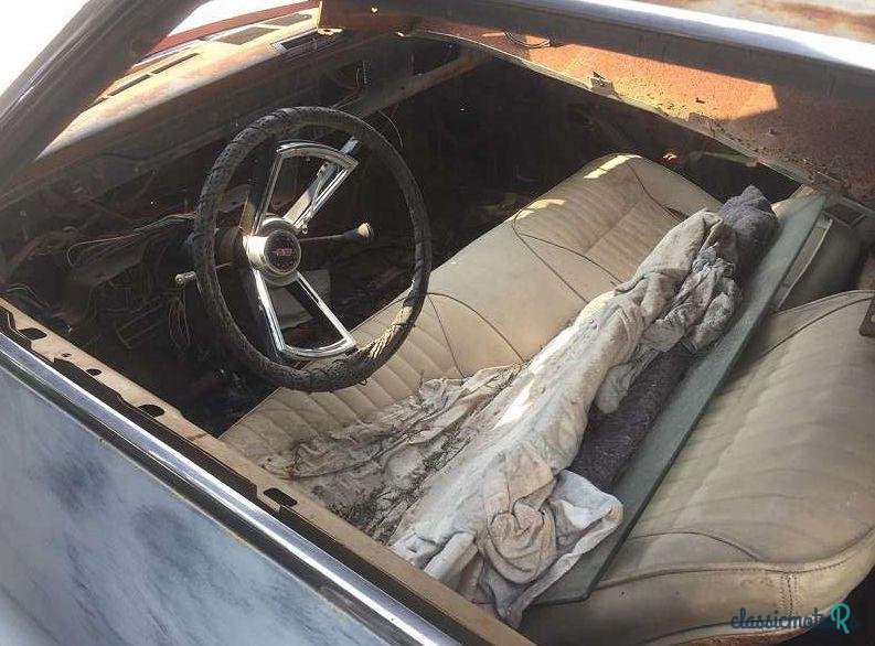 1965' Oldsmobile Tornado photo #2