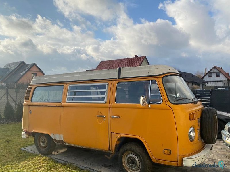 1977' Volkswagen Transporter photo #2