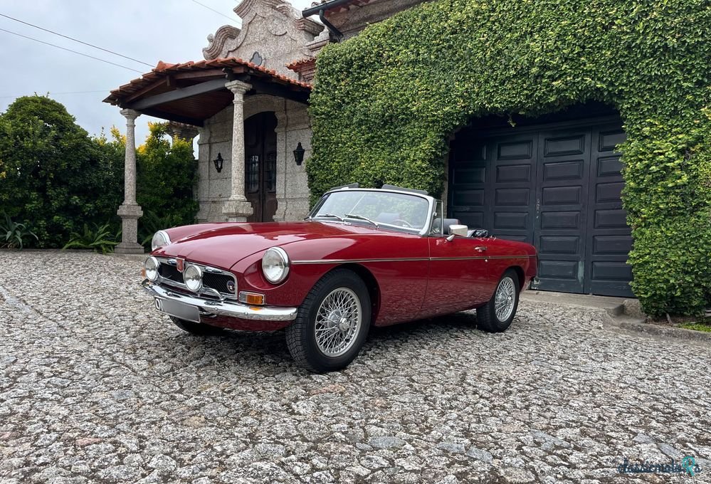 1974' MG MGB photo #3