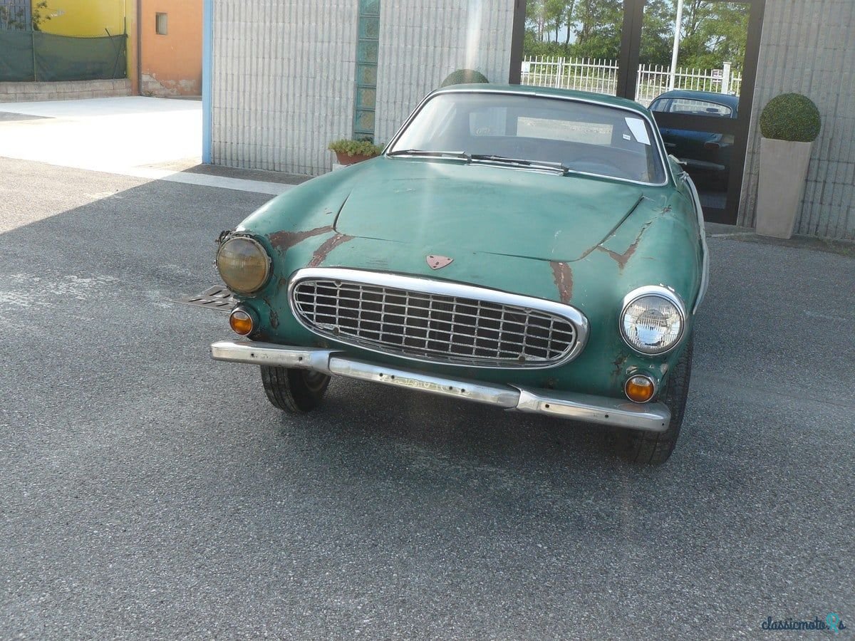 1966' Volvo 1800S photo #2