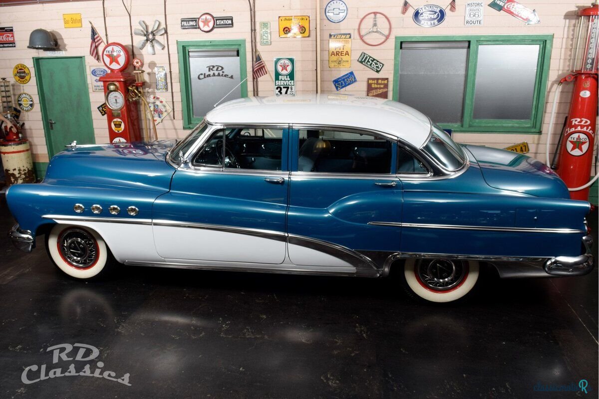 1953' Buick Roadmaster photo #1