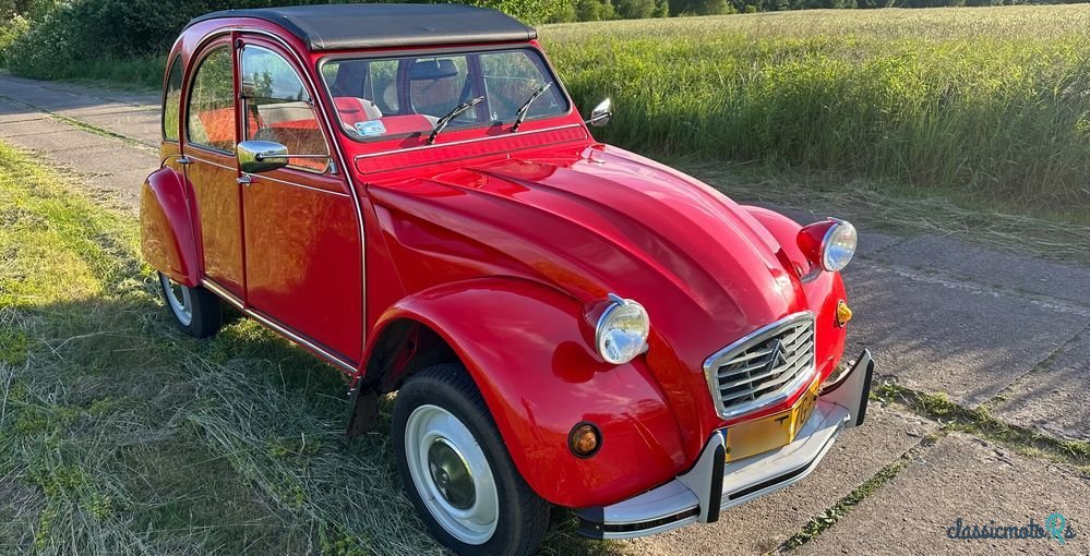 1976' Citroen 2 Cv Méhari 6 photo #1