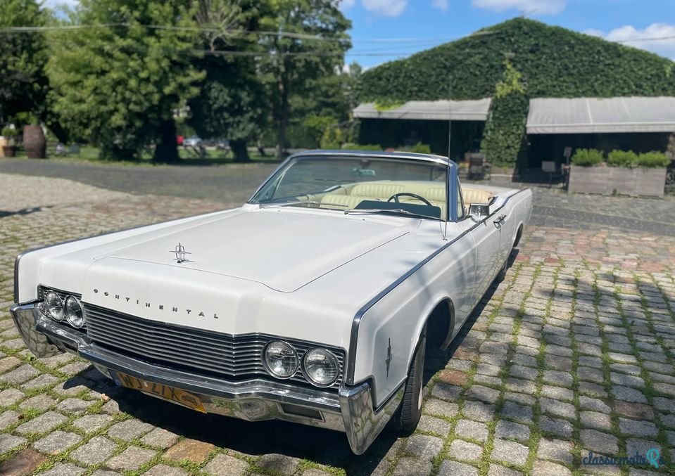 1966' Lincoln Continental photo #1