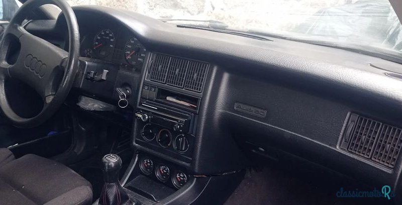1989' Audi 80 2.0 16V photo #5