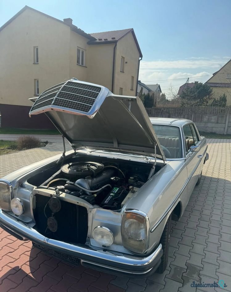 1970' Mercedes-Benz W123 photo #6