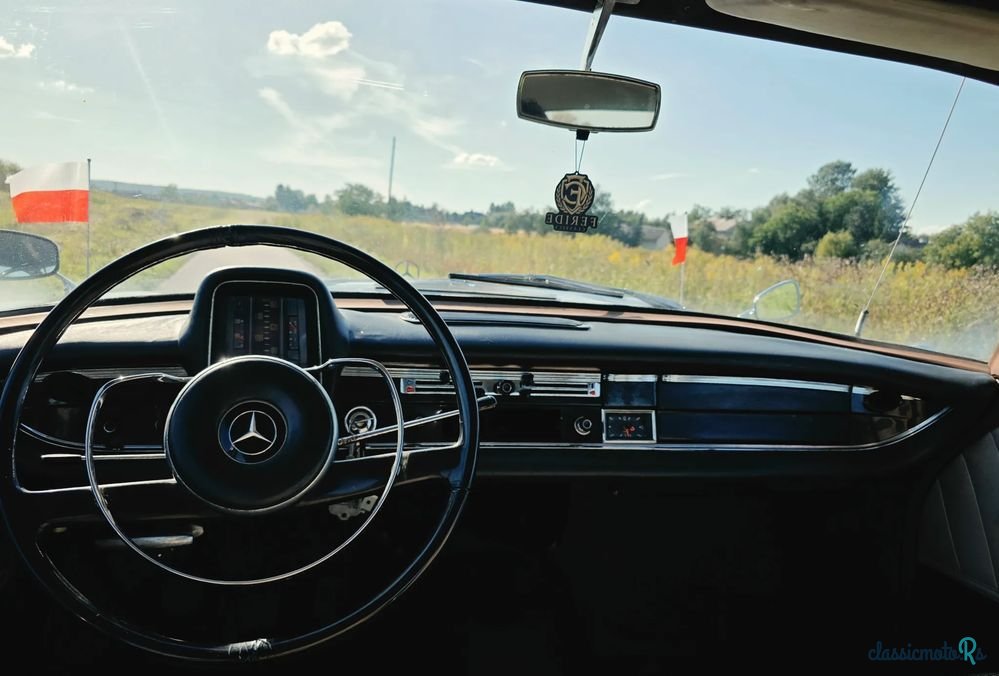 1965' Mercedes-Benz 190C W110 photo #3