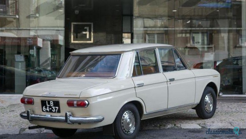 1967' Datsun Bluebird 1300 photo #2