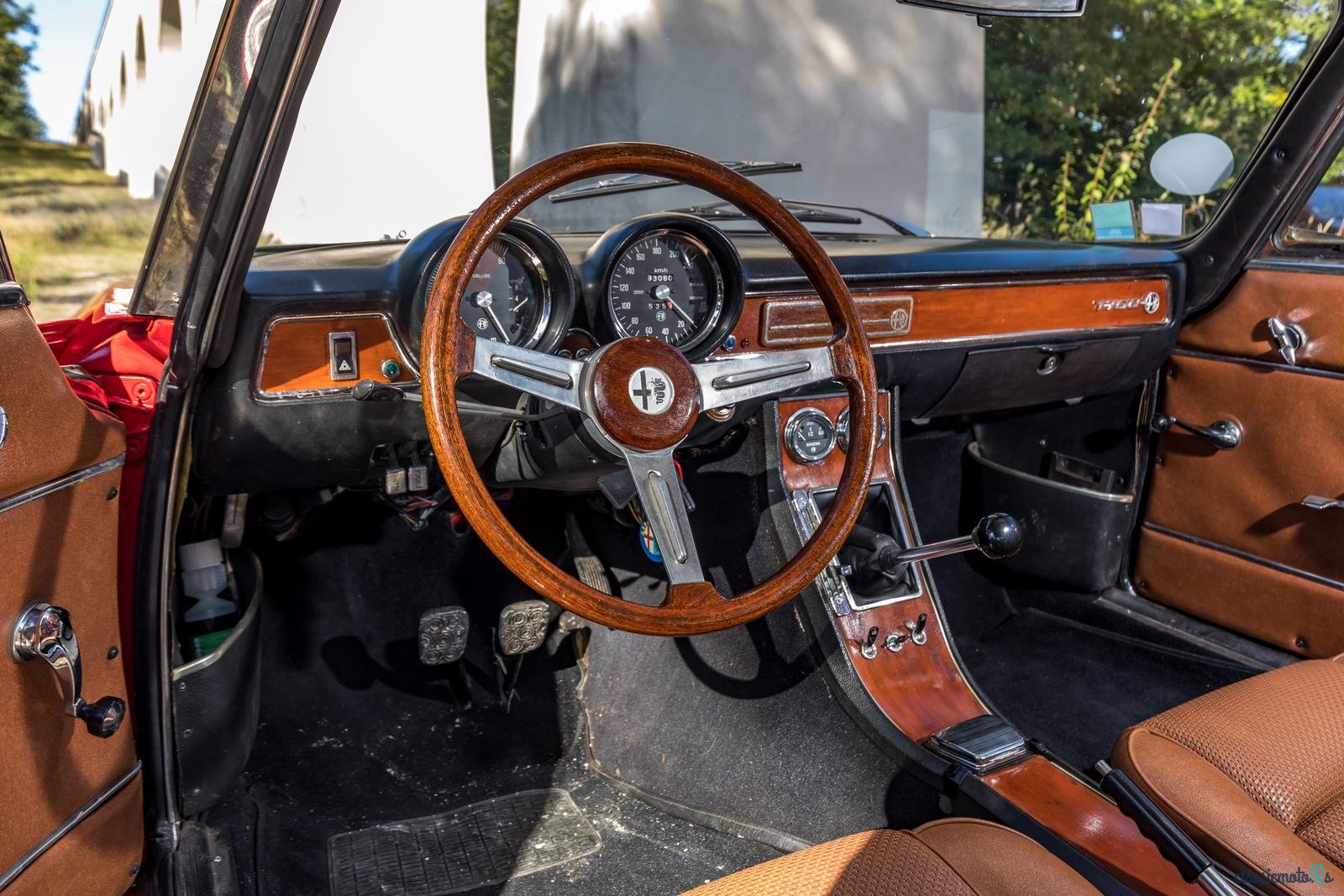 1969' Alfa Romeo 1750 photo #4