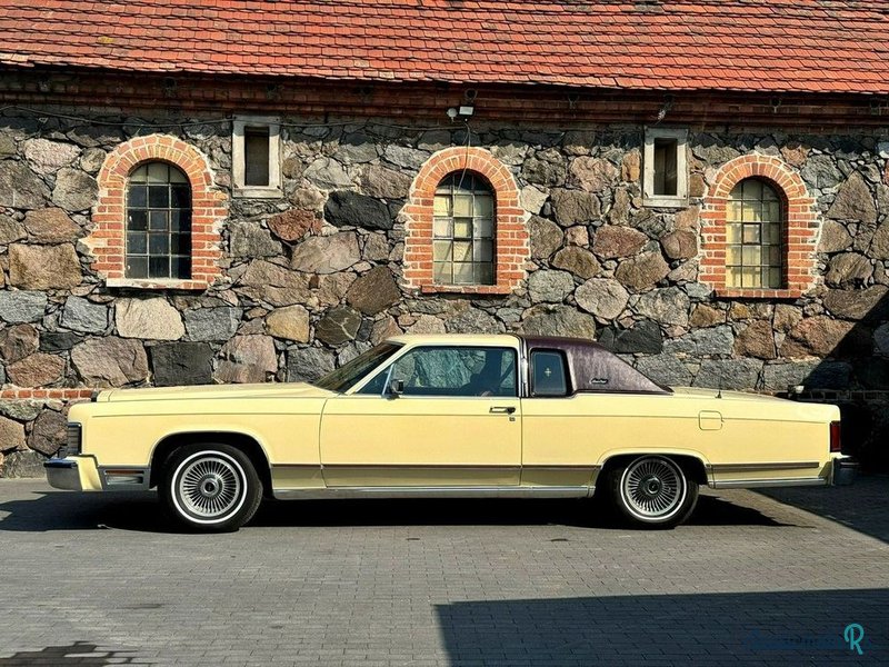 1979' Lincoln Town Car photo #4