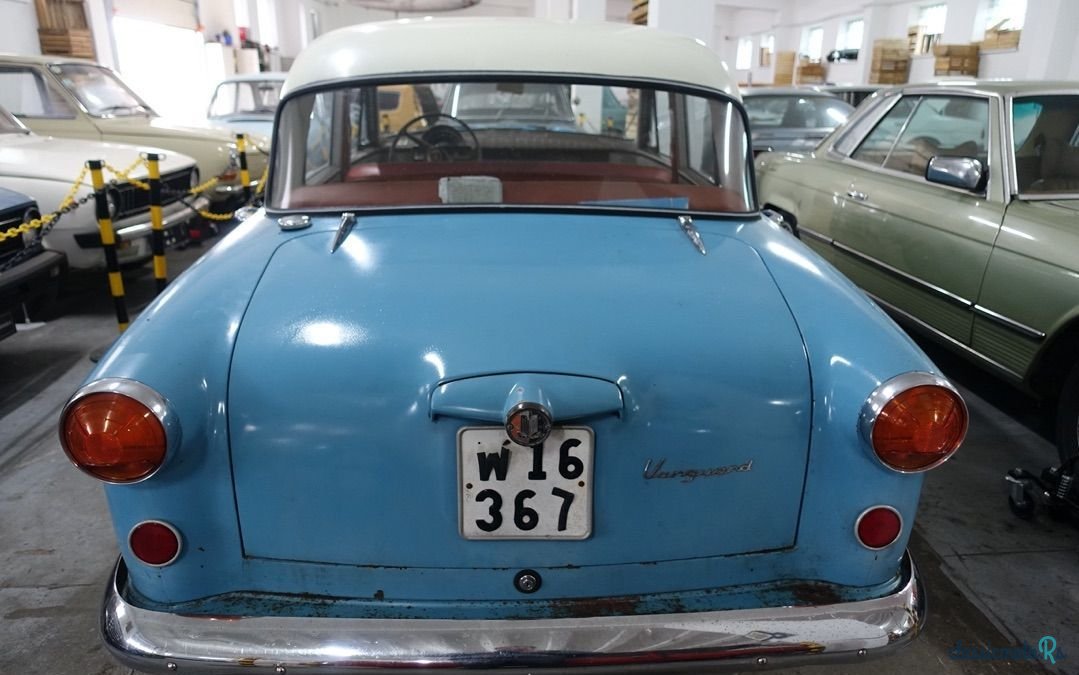 1958' Standard Vanguard photo #4